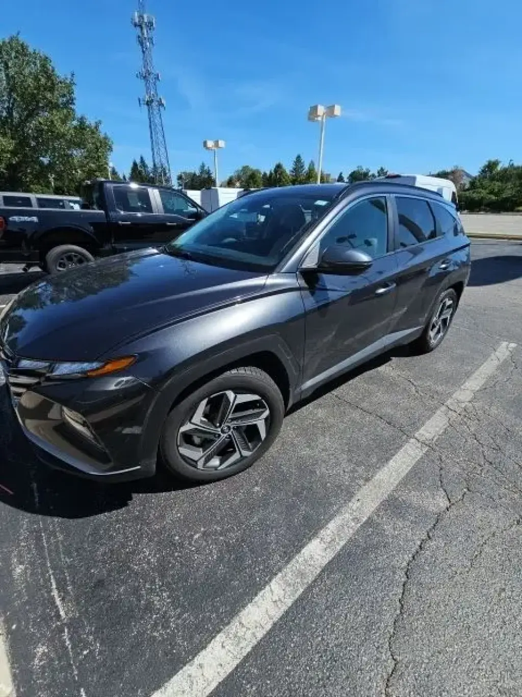 Hyundai TUCSON 2023 SEL SUV 4 puertas