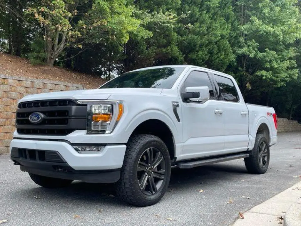 Ford F-150 2022 4x4 Lariat 4dr SuperCrew 6.5 ft. SB