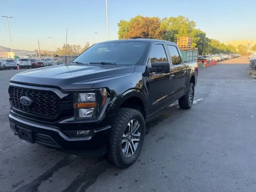 Ford F-150 2023 4x4 XL 4p SuperCab 6.5 ft. SB nuevo