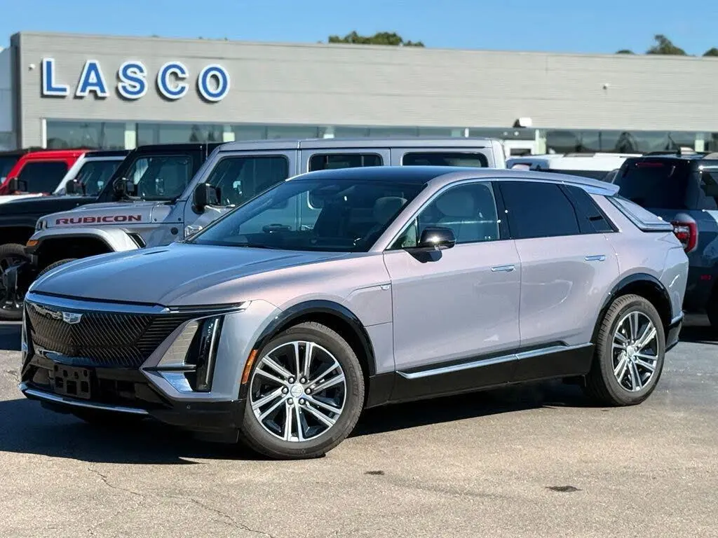 Cadillac LYRIQ 2024 AWD Luxury 1 4dr SUV
