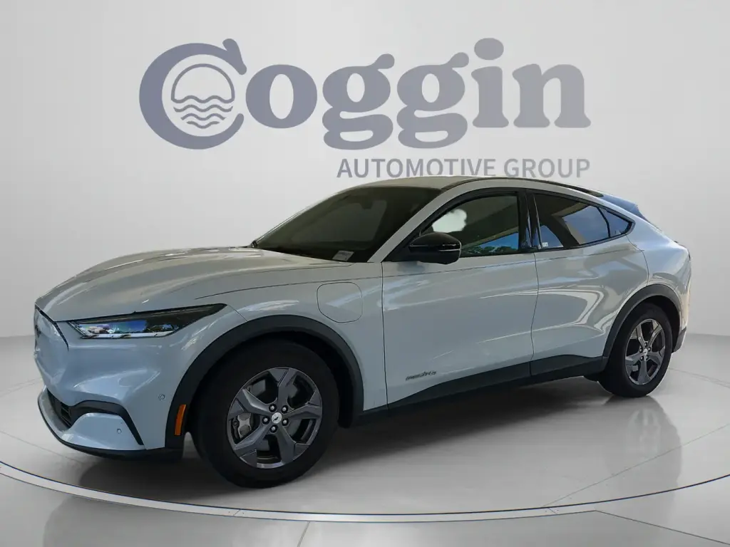 Ford Mustang Mach-E 2023 AWD Select 4dr SUV