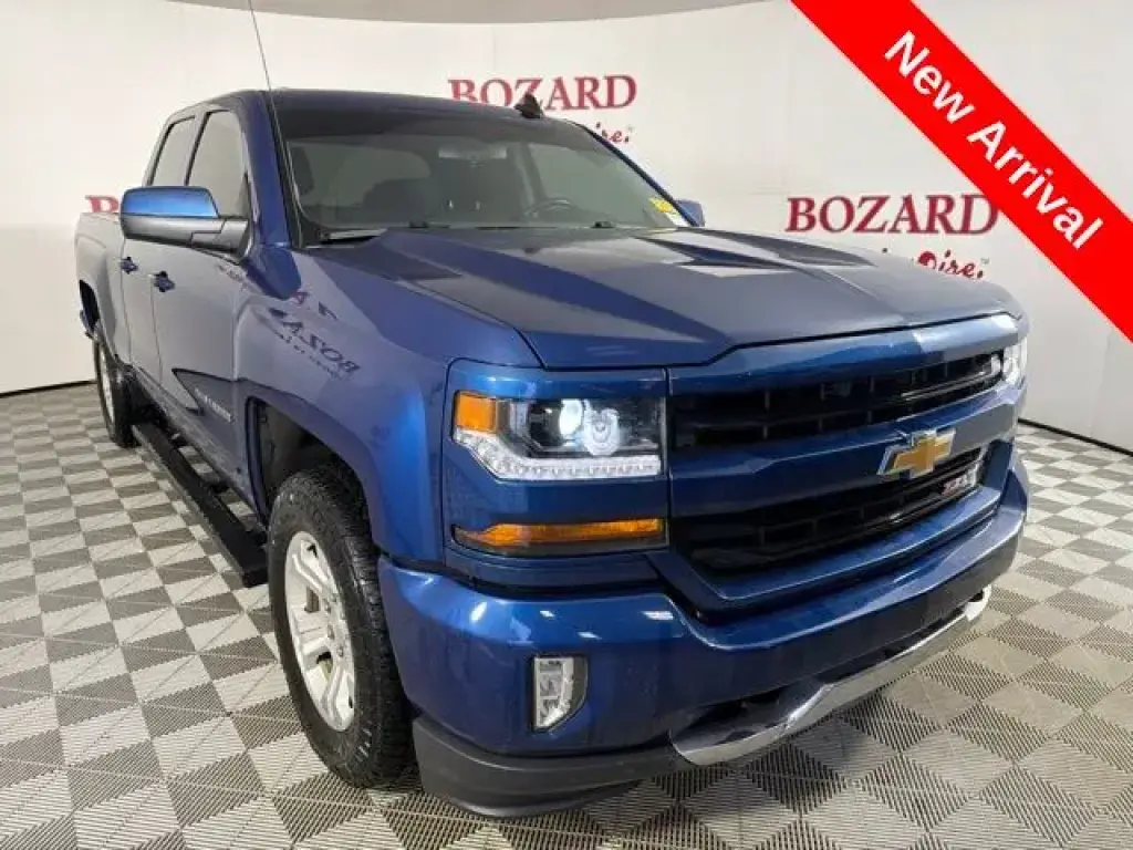 Chevrolet Silverado 1500 LD 2019 4x4 LT 4p Cab doble cabina 6.5 ft. SB