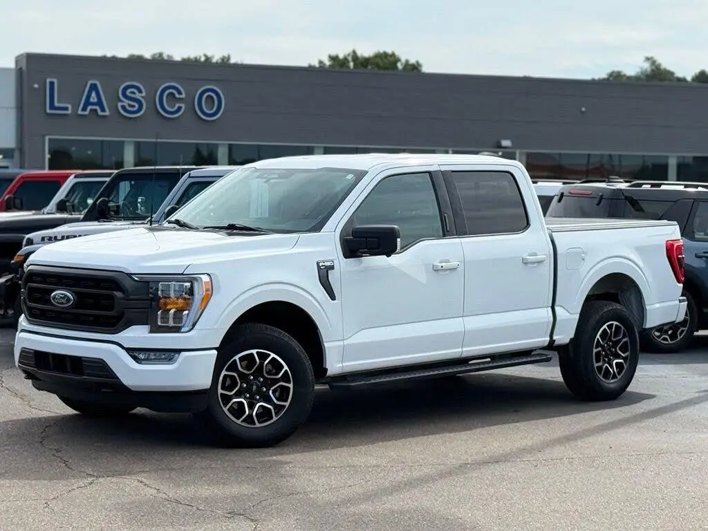 Ford F-150 2023 4x4 XLT 4 puertas SuperCrew 5.5 ft. SB