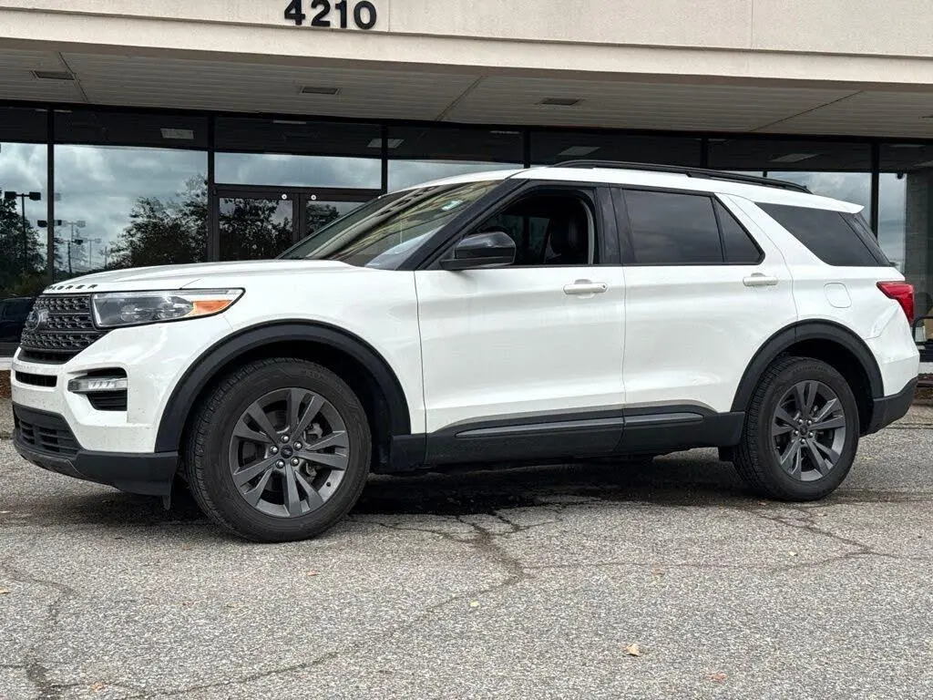 Ford Explorer 2023 AWD XLT 4p SUV