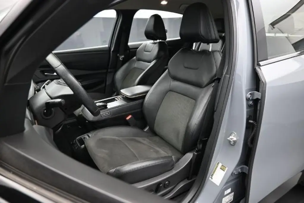 Nissan Ariya 2023 AWD ENGAGE e-4ORCE 4dr Crossover