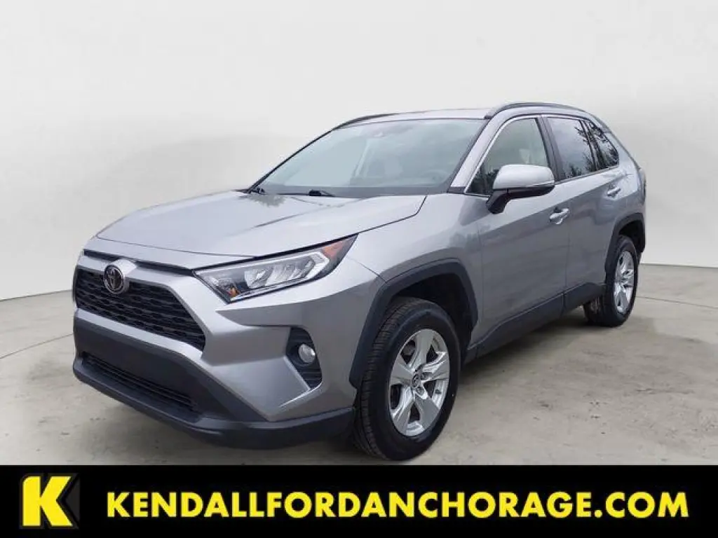 Toyota RAV4 2019 AWD XLE 4dr SUV