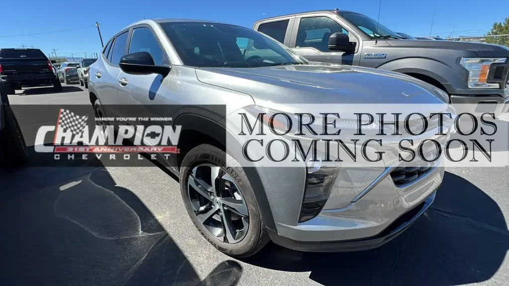 Chevrolet Trax 2024 RS, crossover de 4 puertas, con 1RS