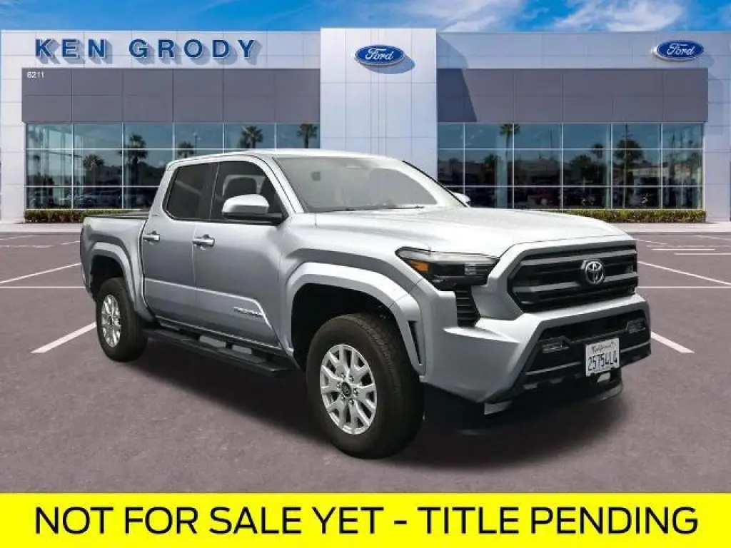 Toyota Tacoma 2026 4x2 SR5 4dr Double Cab 5.0 ft SB