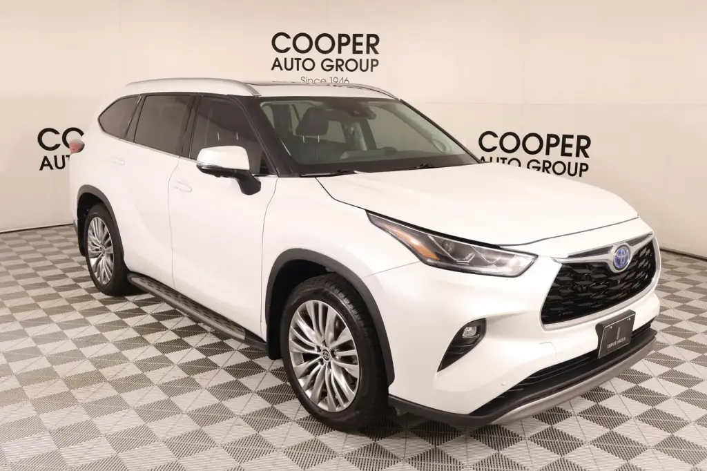 Toyota Highlander Hybrid 2023 Platinum 4dr SUV