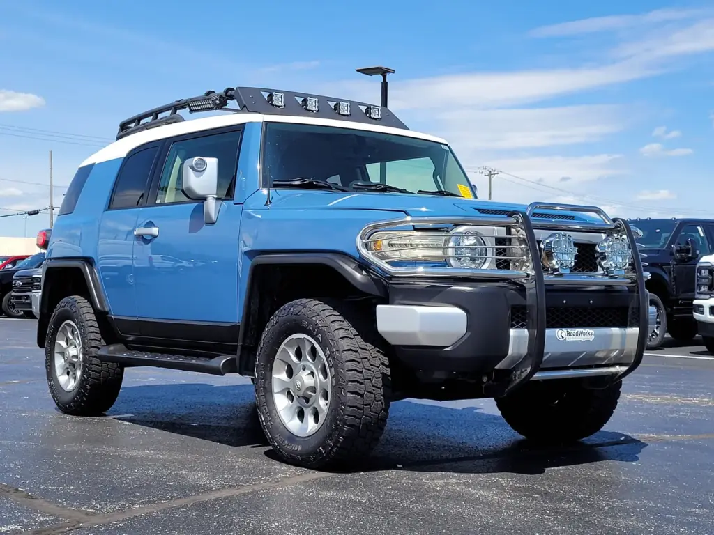 Toyota FJ Cruiser 2013 4x4 4dr SUV 6M