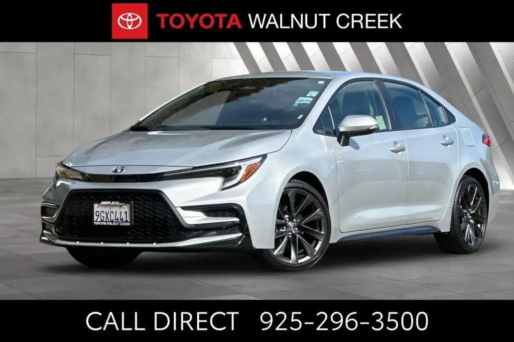 Toyota Corolla Hybrid 2023 SE 4dr Sed n