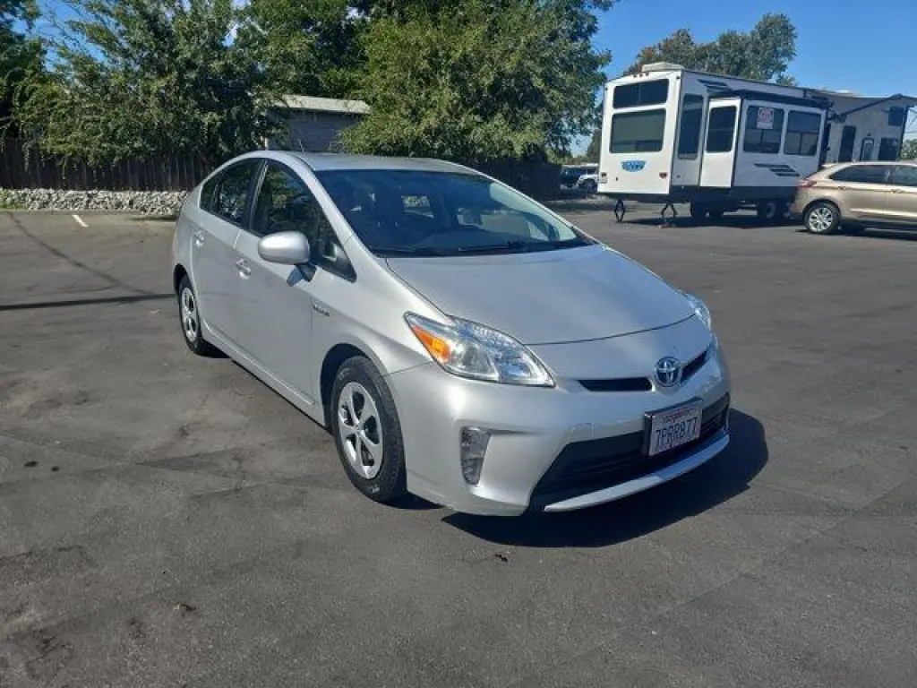 Toyota Prius 2015 Dos puertas Hatchback de cuatro plazas