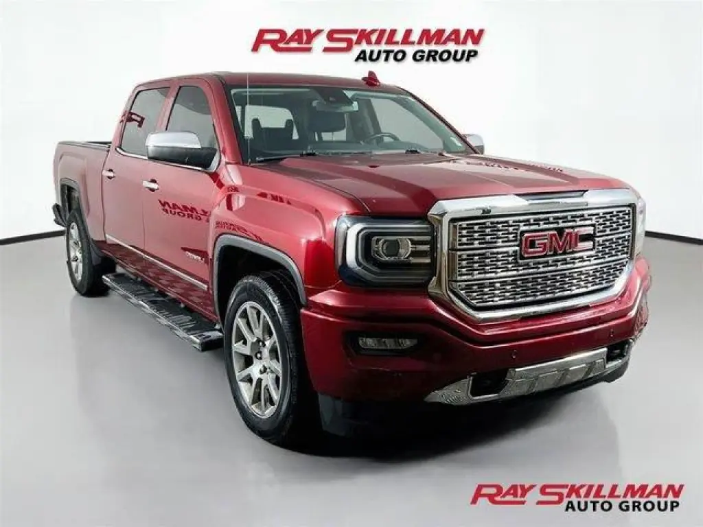 GMC Sierra 1500 2018 4x4 Denali 4p Crew Cab 5.8 ft. SB