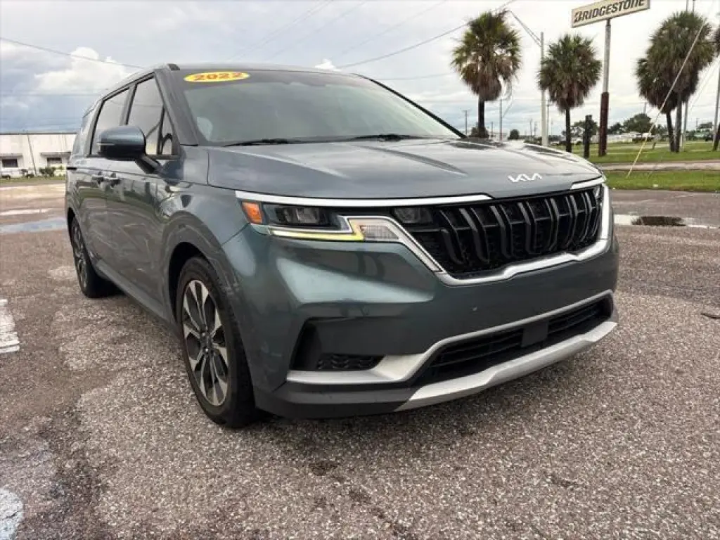 Kia Carnival 2022 EX 4p Minivan