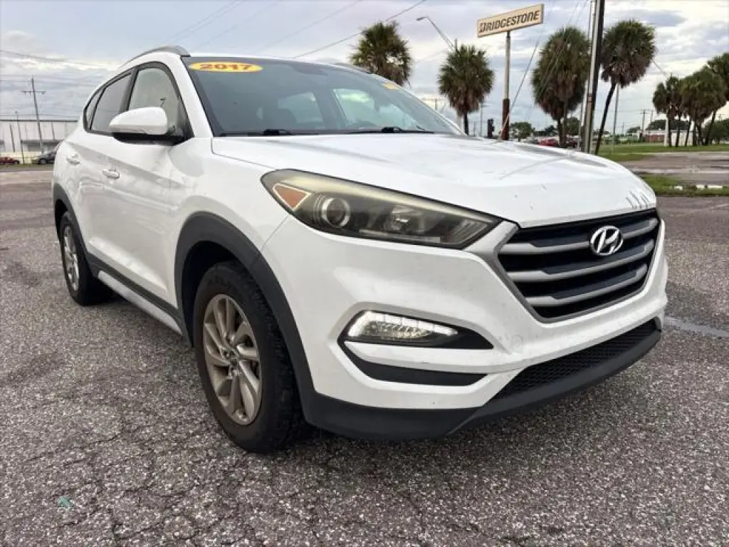 Hyundai TUCSON 2017 SE Plus 4dr SUV