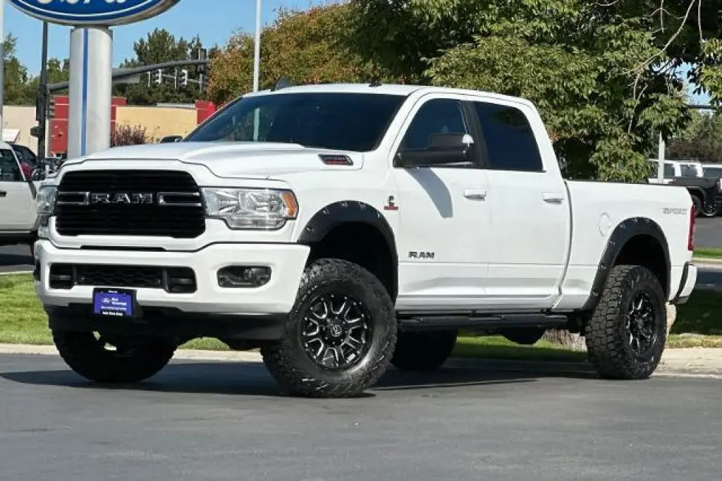 Ram 2500 2021 4x4 Big Horn 4dr Crew Cab 6.3 ft. SB Pickup