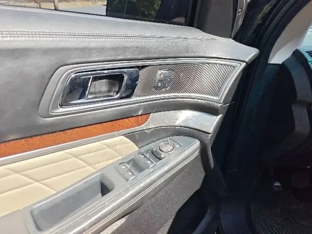 Ford Explorer 2016 4x4 Platinum 4p SUV