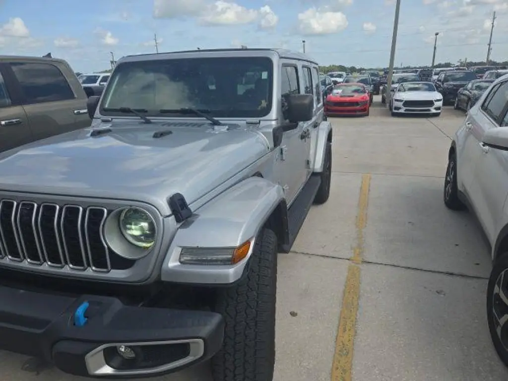 Jeep Wrangler 2024 4x4 Sahara 4xe 4dr SUV