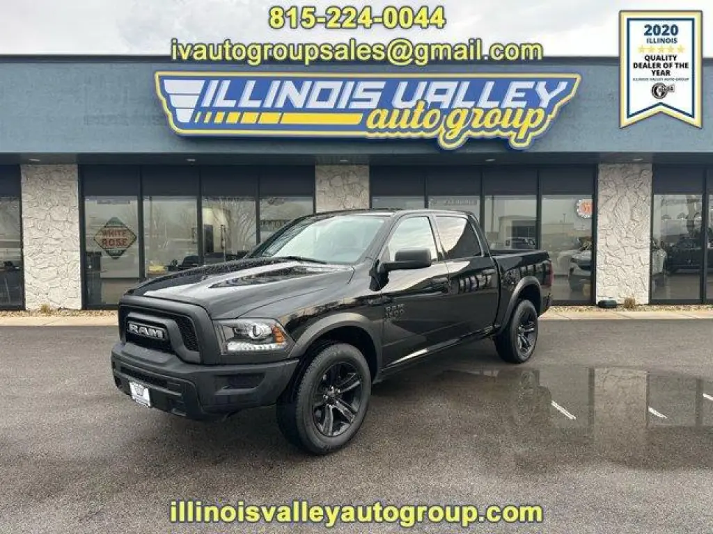 Ram 1500 Classic 2024 4x4 SLT 4dr Crew Cab 5.5 ft. SB Pickup