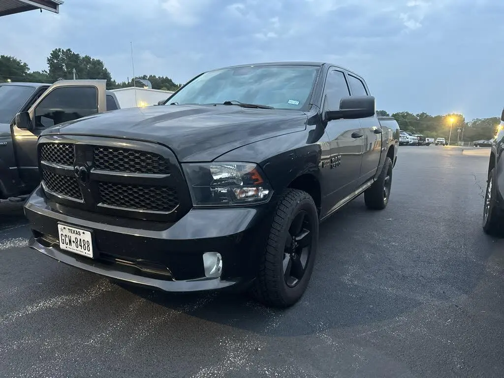 Ram 1500 2015 4x4 Express 4p Camioneta Cabina Extendida 4p 5.5 pies BA
