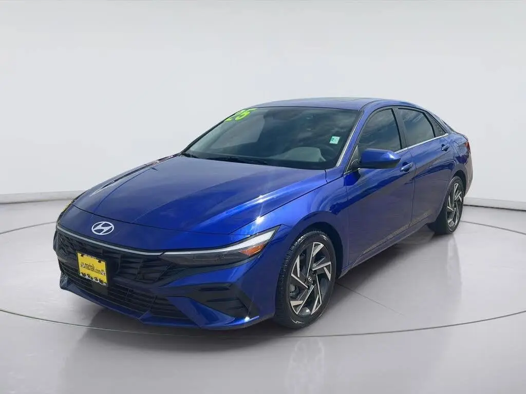 Hyundai ELANTRA 2025 SEL Conveniencia 4p Sedan