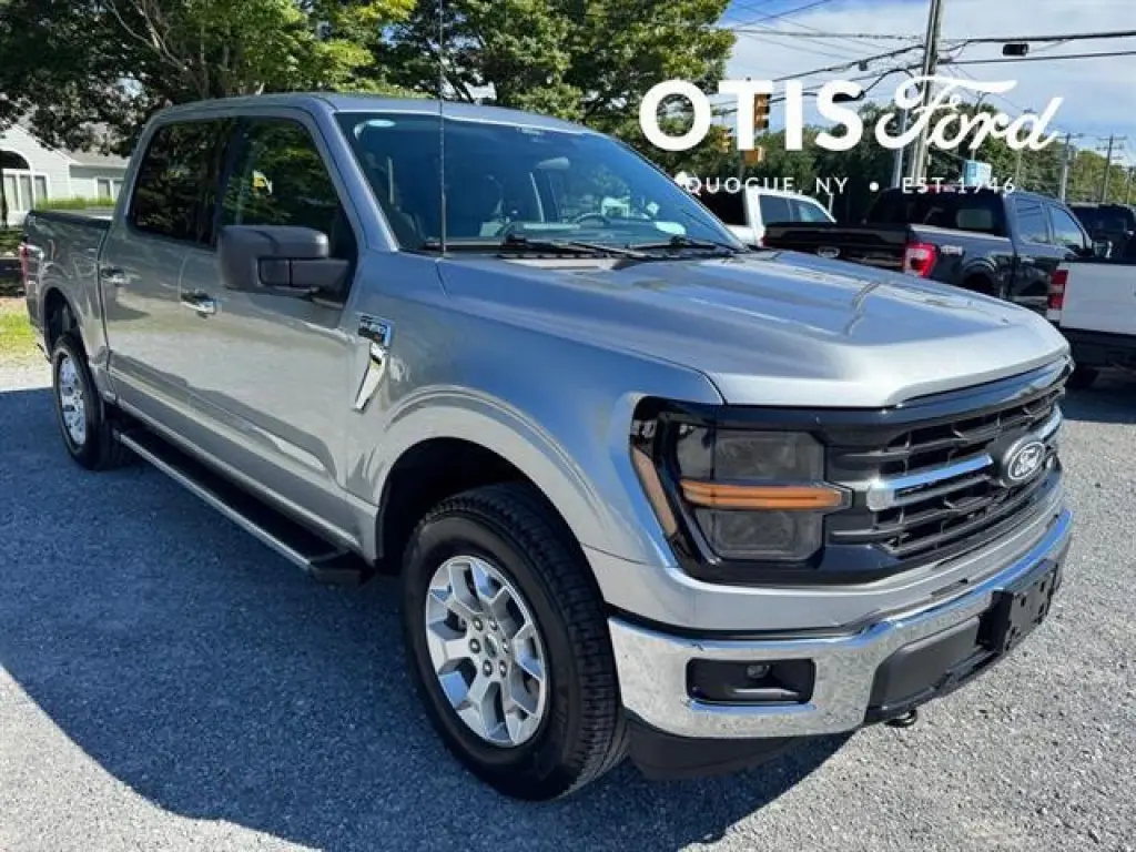 Ford F-150 2025 4x4 XLT 4p SuperCrew 5.5 ft. CB