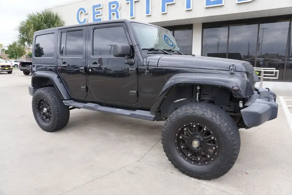 Jeep Wrangler JK Unlimited 2018 4x4 Sahara 4dr SUV