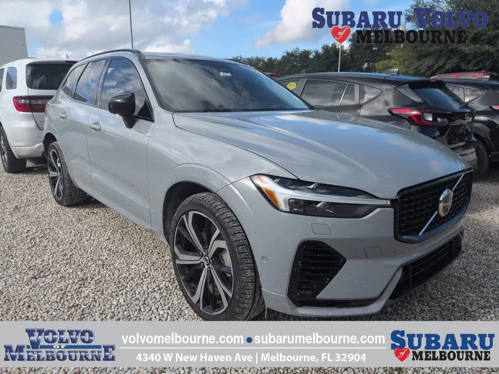 Volvo XC60 Recharge 2024 eAWD T8 Ultimate Dark Theme 4dr SUV