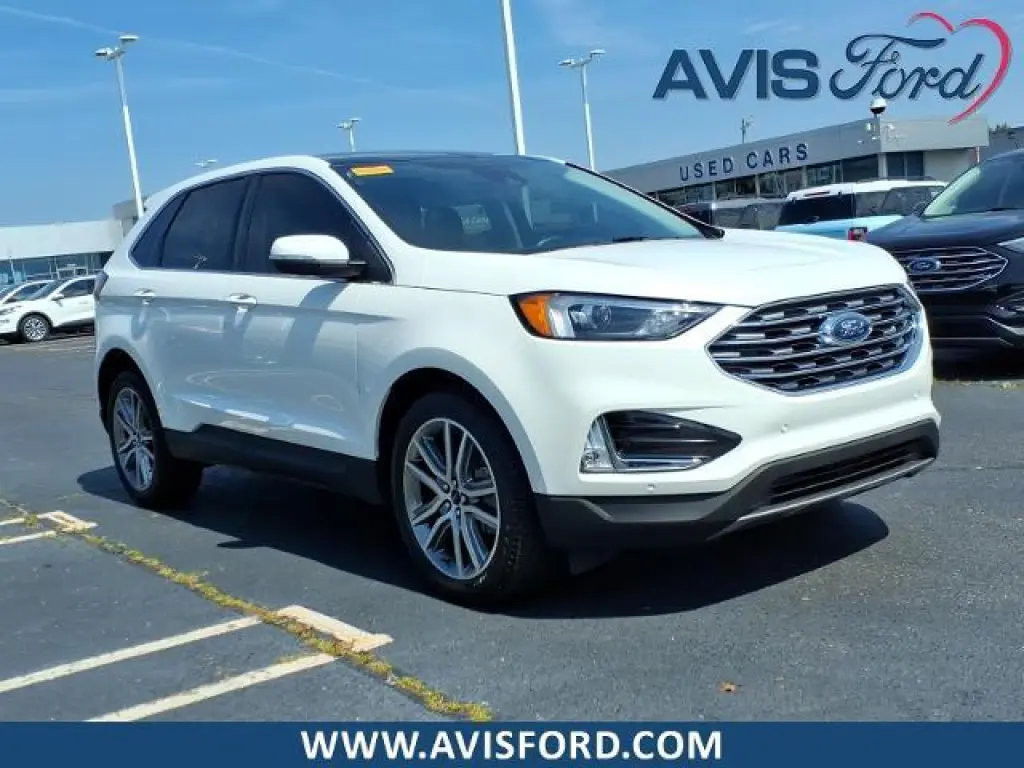 Ford Edge 2024 AWD Titanium SUV 4 puertas