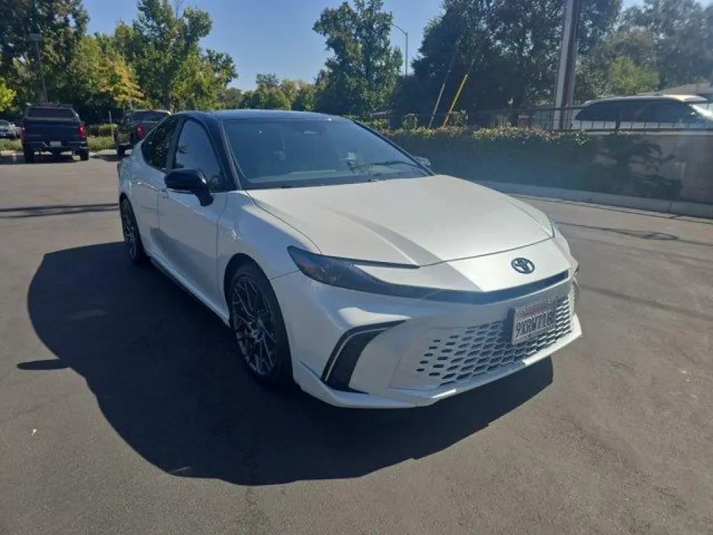 Toyota Camry 2026 XSE Sedán 4 puertas