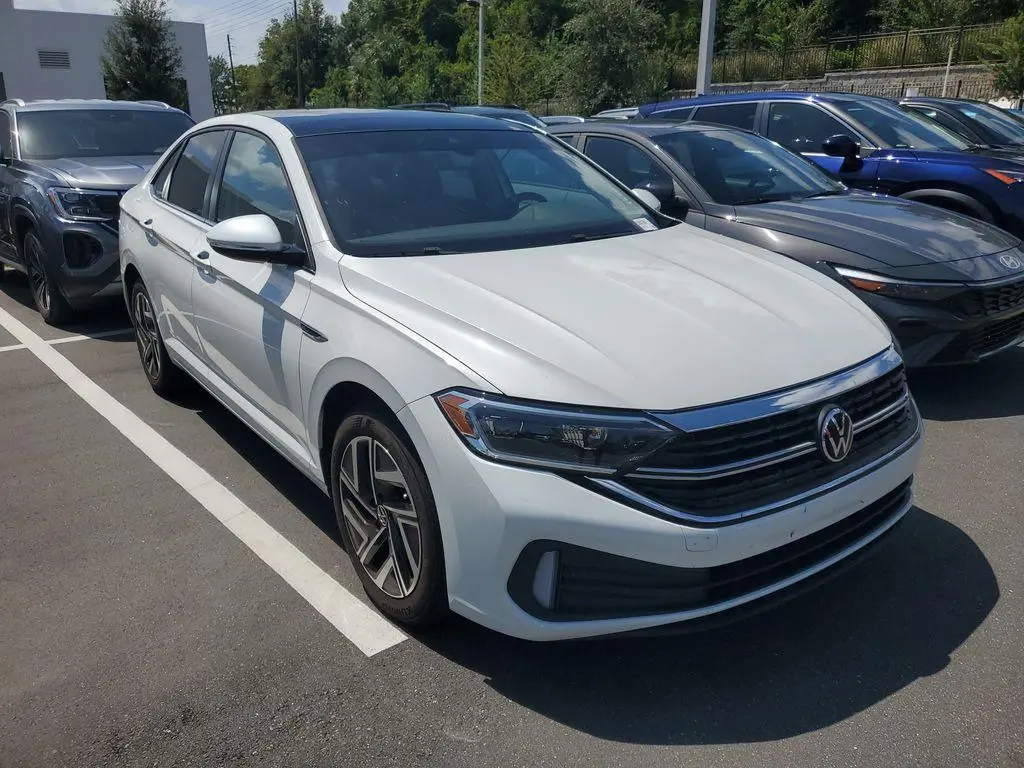 Volkswagen Jetta 2024 SEL 4p Sedan