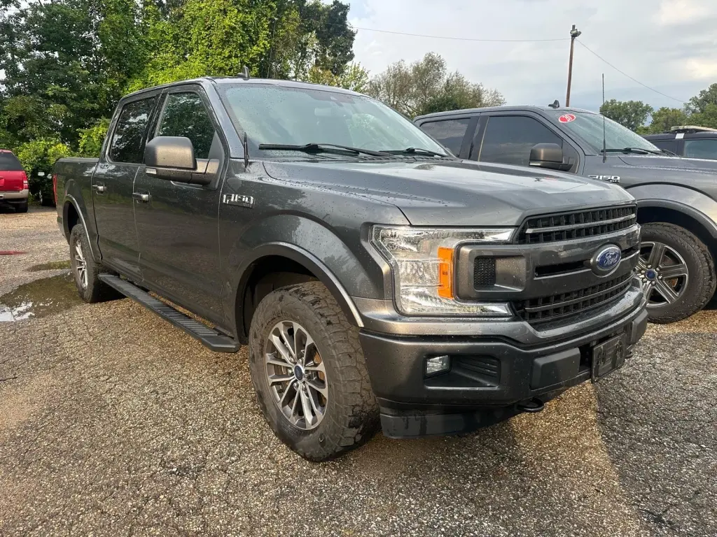 Ford F-150 2019 4x4 XLT 4 puertas SuperCrew 5.5 pies SB