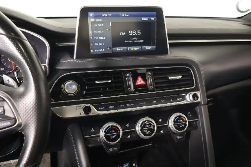 Genesis G70 2019 tracción en todas las ruedas 3.3T Avanzado 4dr Sedán