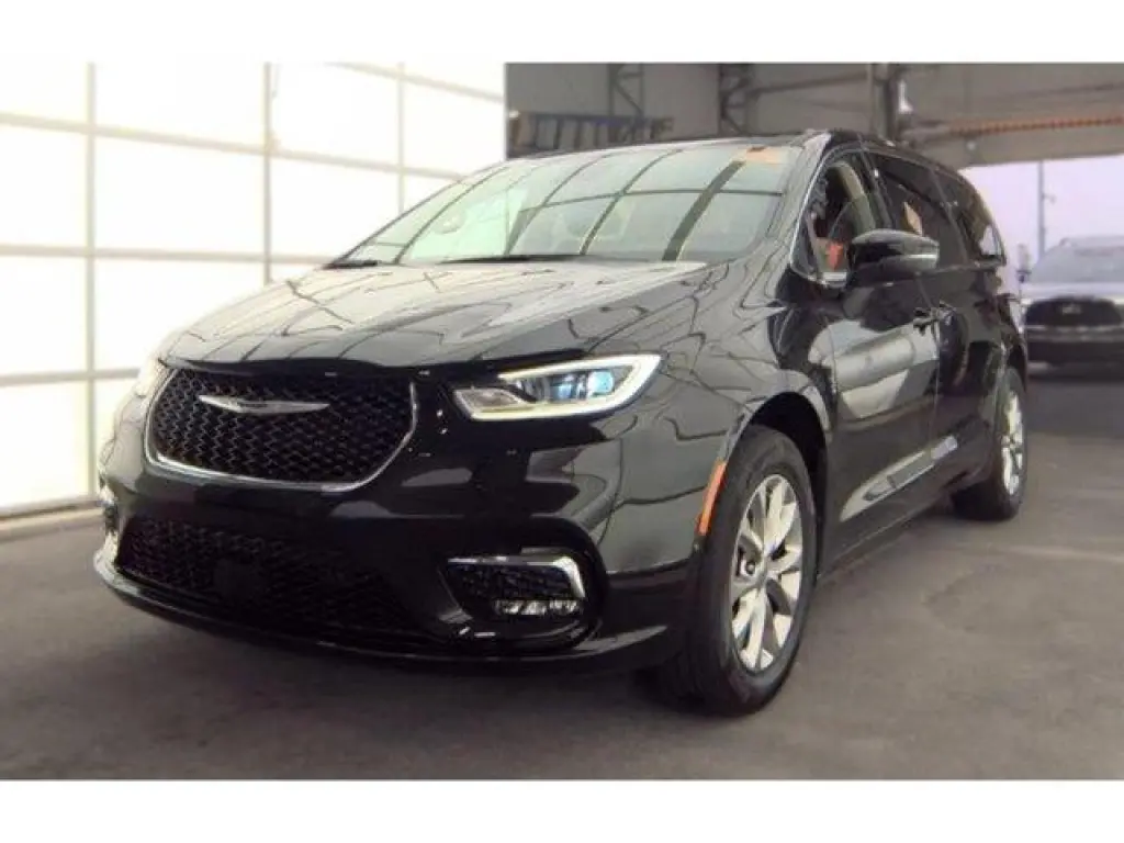 Chrysler Pacifica 2023 AWD Touring L minivan de 4 puertas
