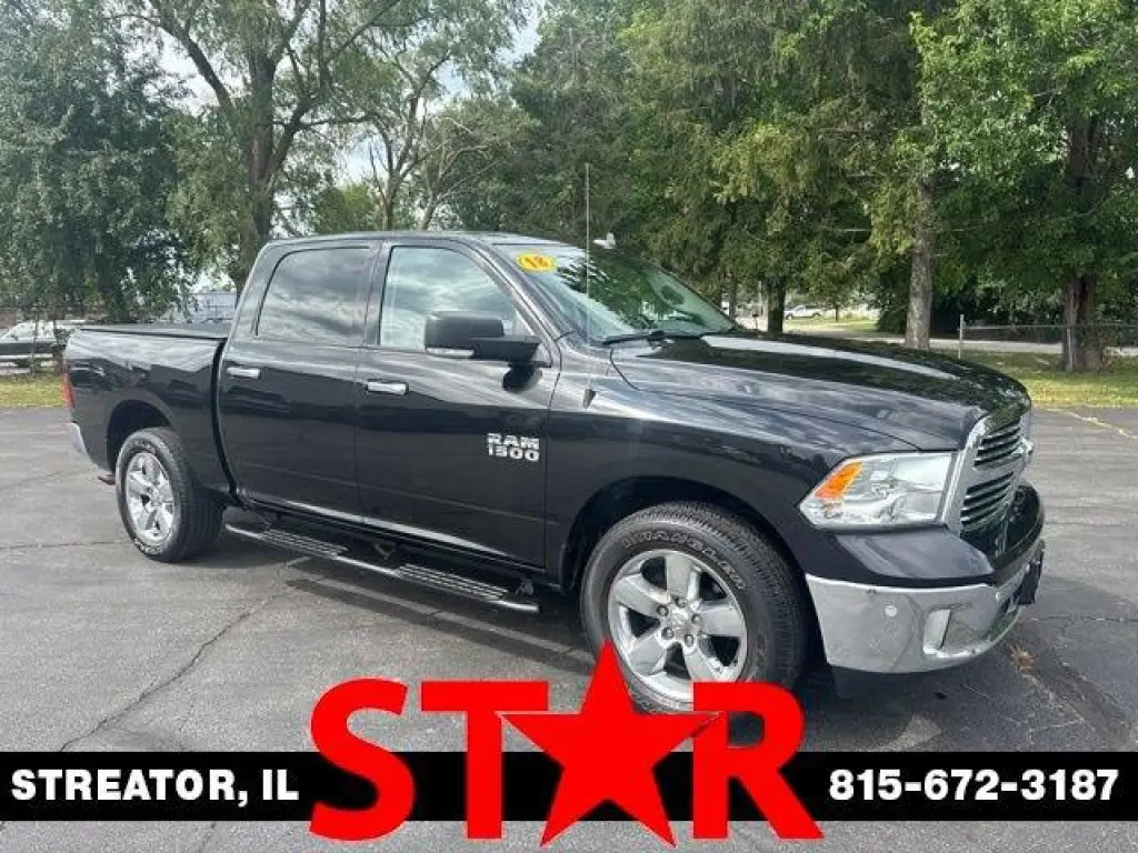 Ram 1500 2018 4x4 SLT 4p Cab Camioneta 5.5 ft. SB