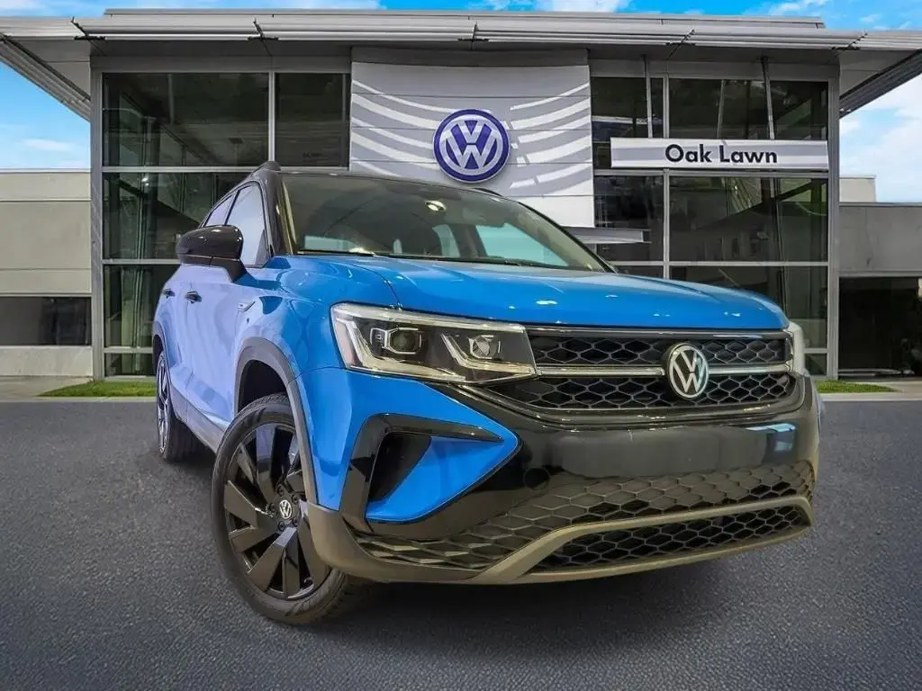 Volkswagen Taos 2024 AWD SE Negro 4Motion 4p SUV