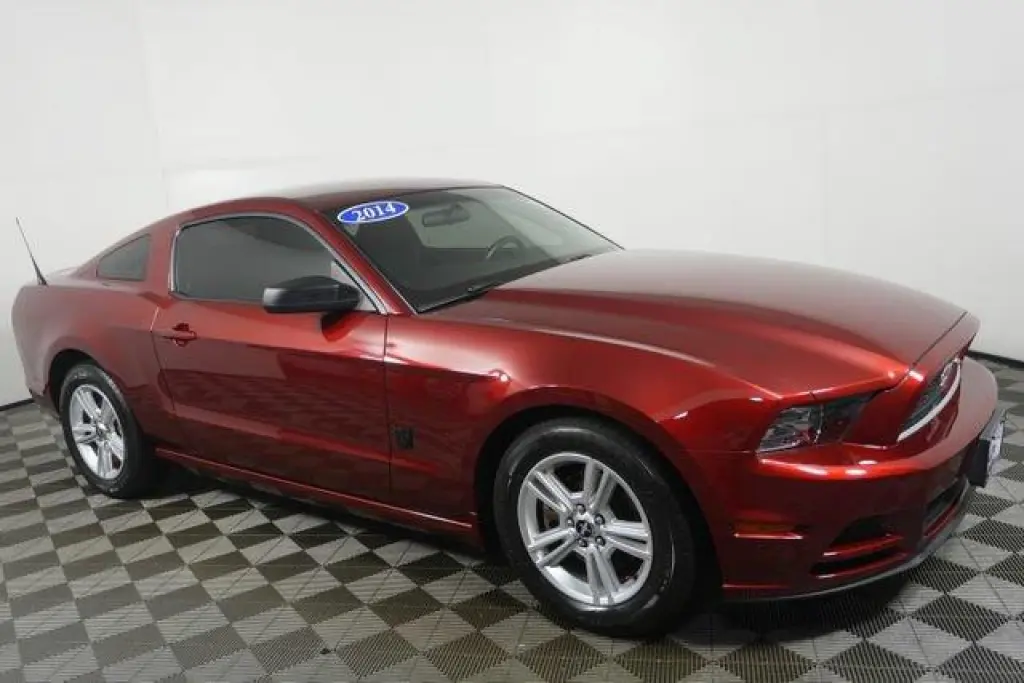 Ford Mustang 2014 V6 2dr Fastback