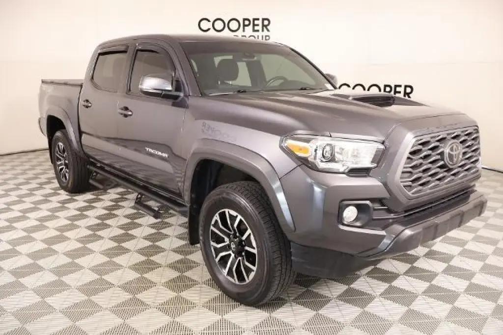 Toyota Tacoma 2023 4x4 TRD Sport 4dr Cabina Doble 5.0 ft SB 6A
