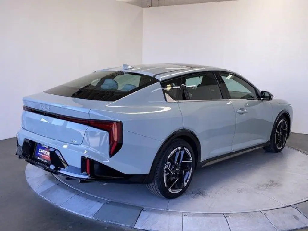 Kia K4 2026 GT-Line 4dr Sedán