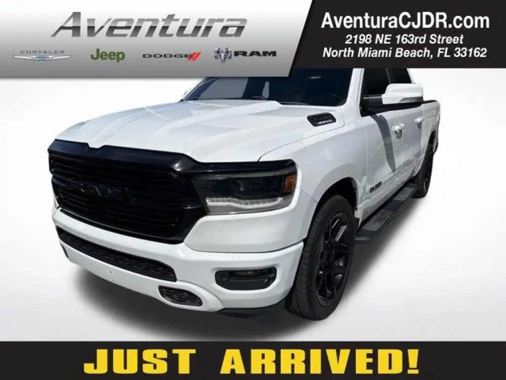 Ram 1500 2020 4x2 Rebel 4p Puerta Crew Cab 5.6 ft. SB Camioneta