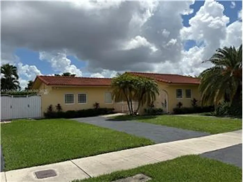Propiedad de alquiler con 3 dormitorios y 2 baños en Miami