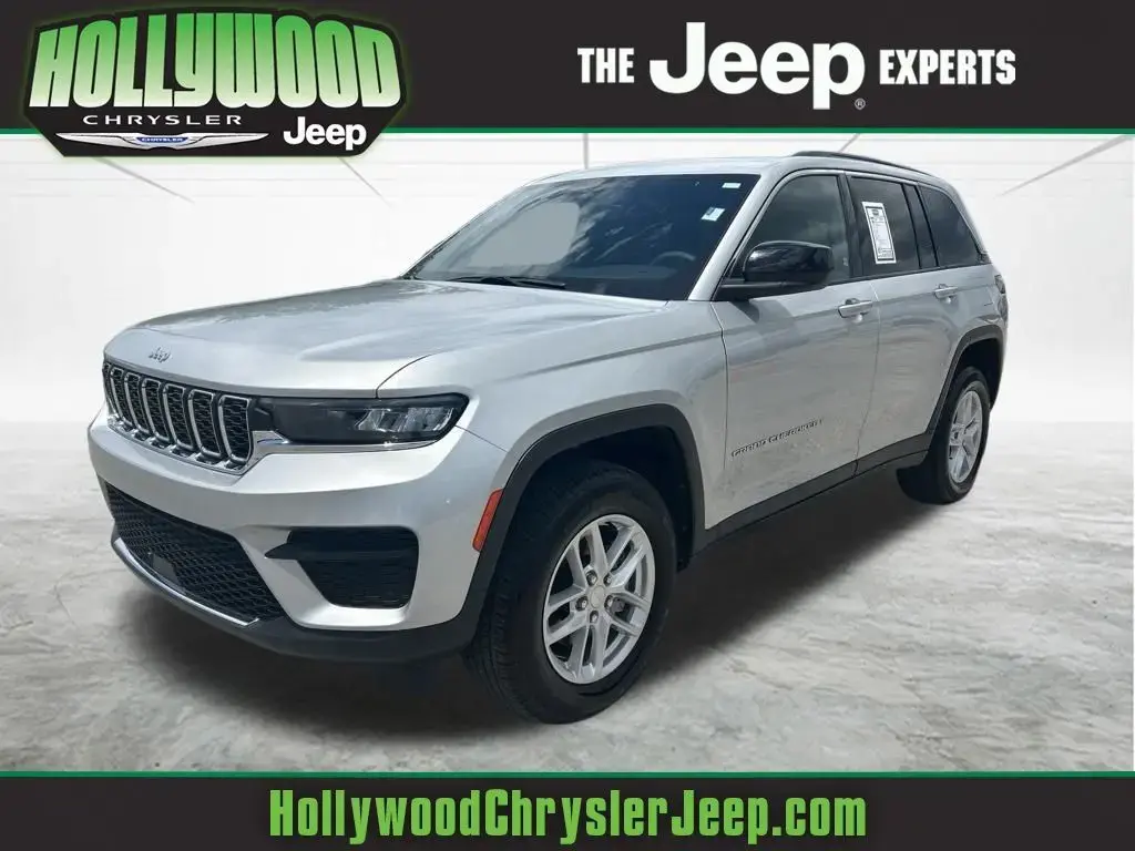Jeep Grand Cherokee 2024 4x4 Laredo 4p SUV
