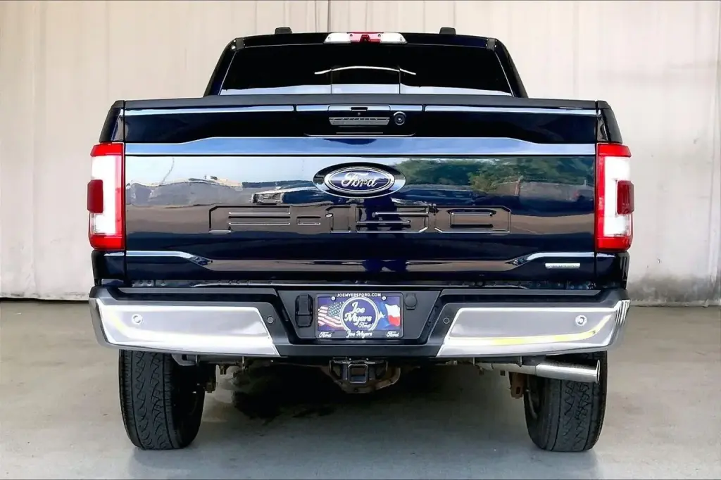 Ford F-150 2023 4x4 Lariat 4dr SuperCrew 5.5 ft. SB