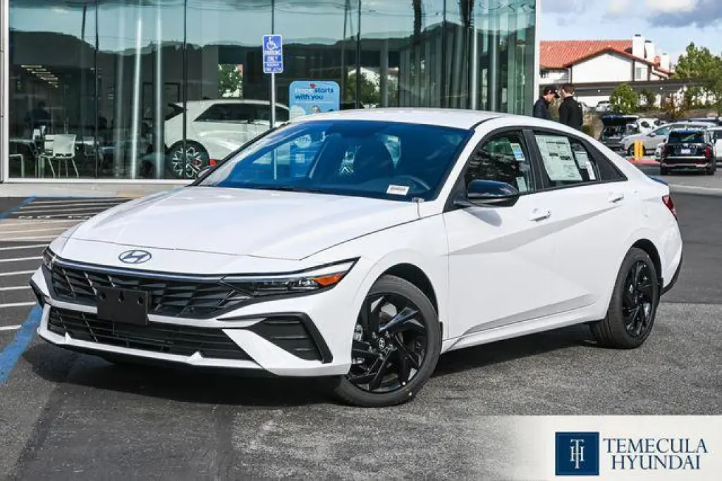Hyundai ELANTRA 2026 SEL Sport 4dr Sedan