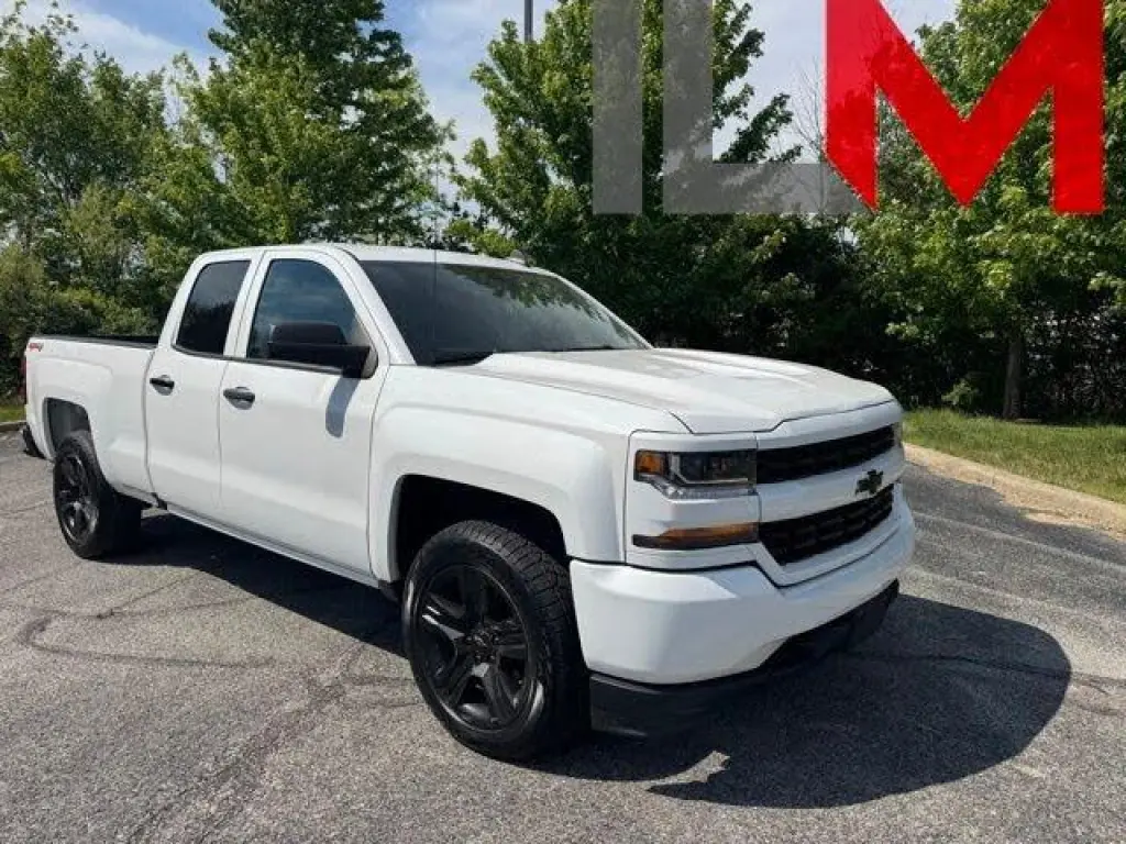 Chevrolet Silverado 1500 2018 4x4 Custom 4dr Double Cab 6.5 ft. SB