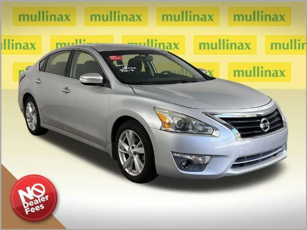 Nissan Altima 2014 2.5 SV Sedán 4p
