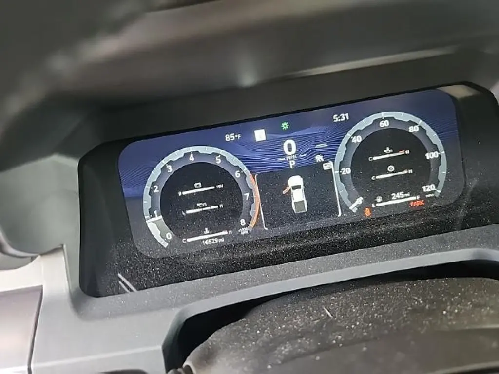 Toyota Tacoma 2025 4x4 SR5 4dr Double Cab 5.0 ft SB