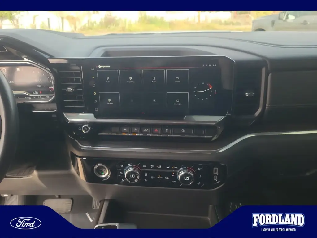 GMC Sierra 1500 2023 4x4 SLT 4dr Crew Cab 5.8 ft. SB