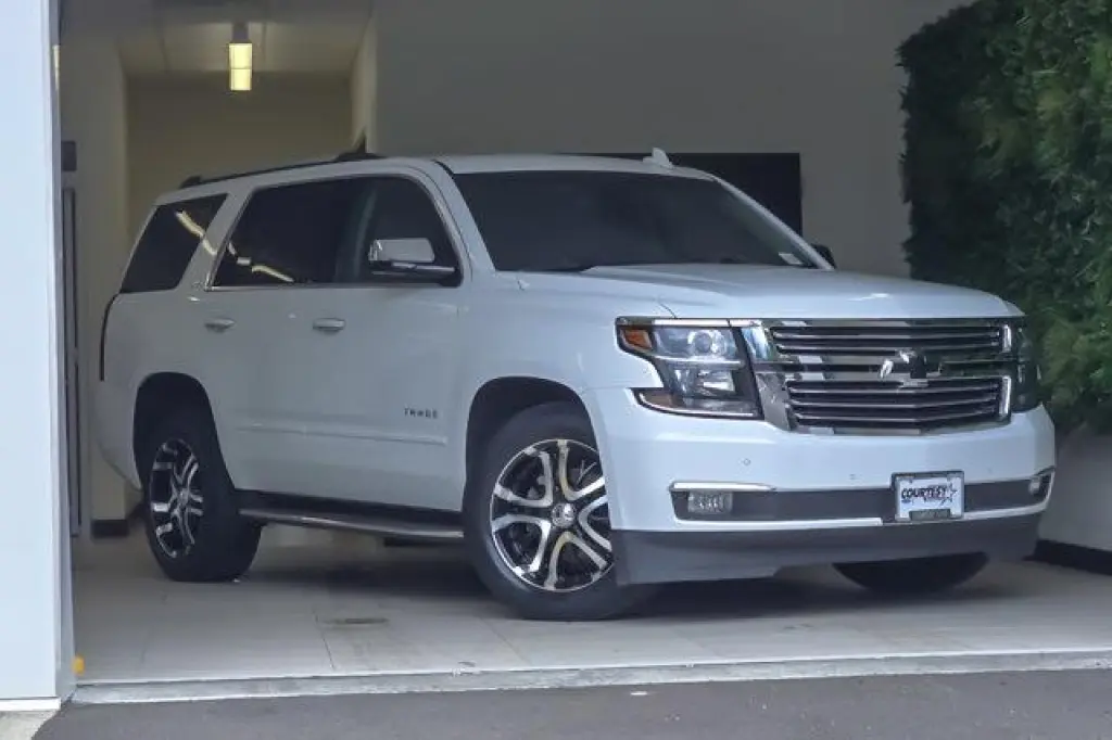 Chevrolet Tahoe 2016 4x4 LTZ 4dr SUV
