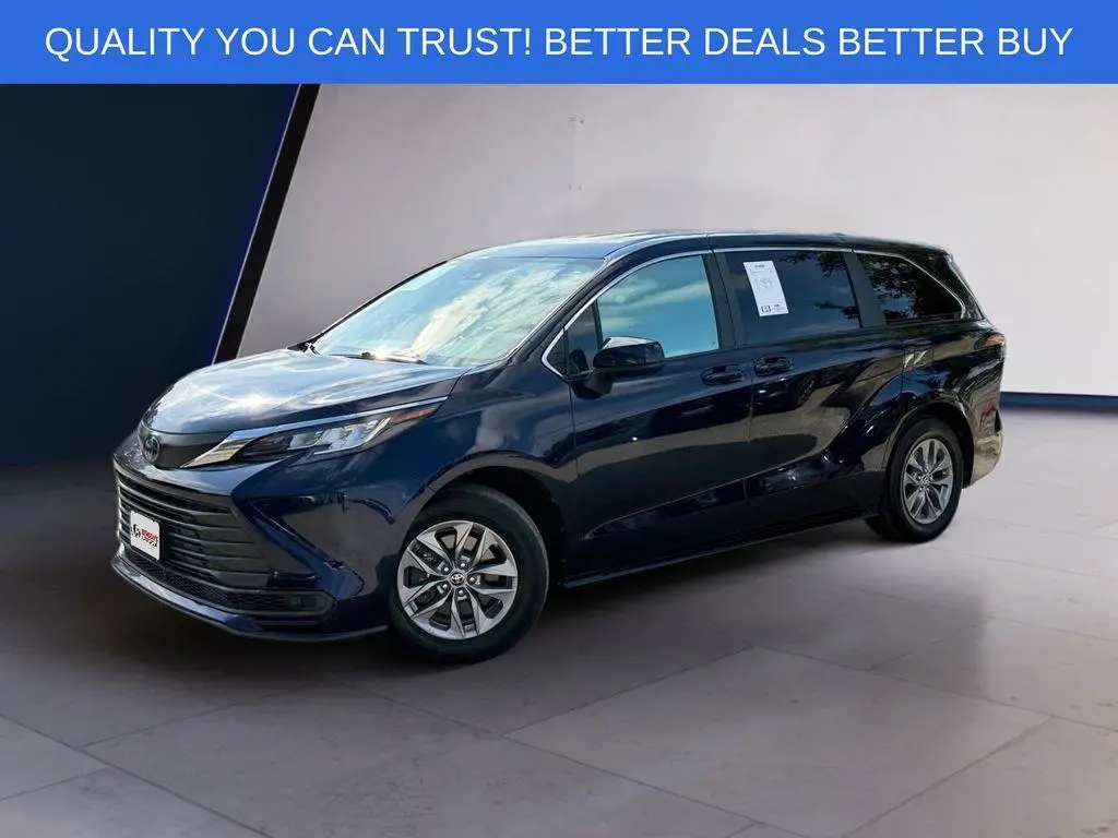 Toyota Sienna 2022 LE 8-Pasajeros 4dr Mini-Van